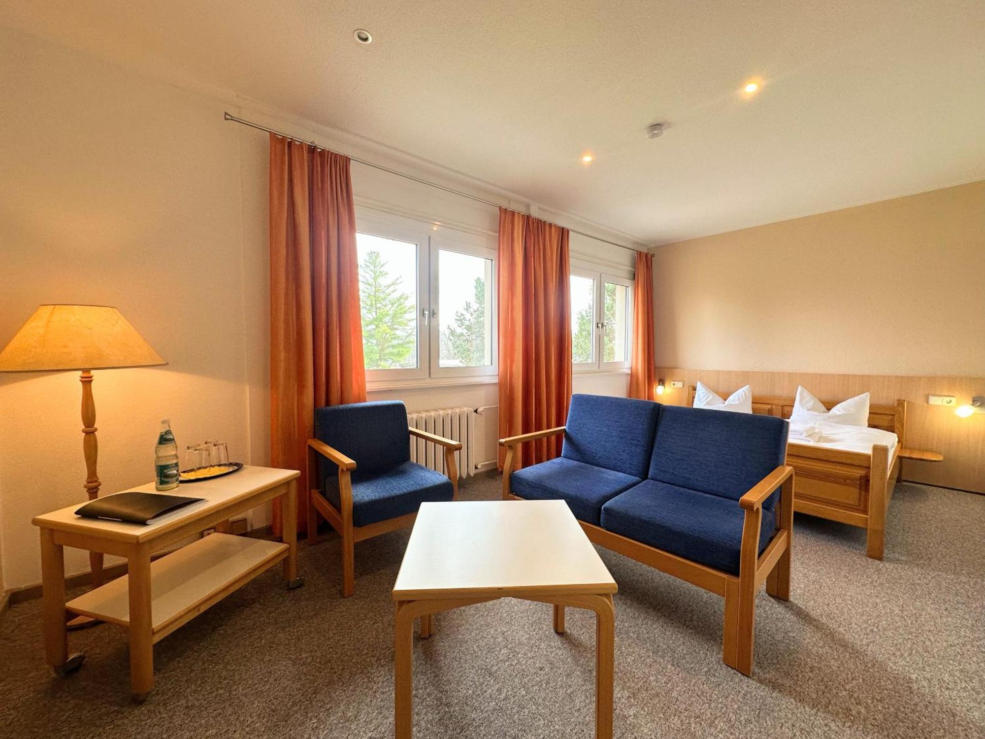 Schirgiswalde-Kirschau Hotel Am Laerchenberg I Fruehstueck, Wlan, Parkplatz מראה חיצוני תמונה